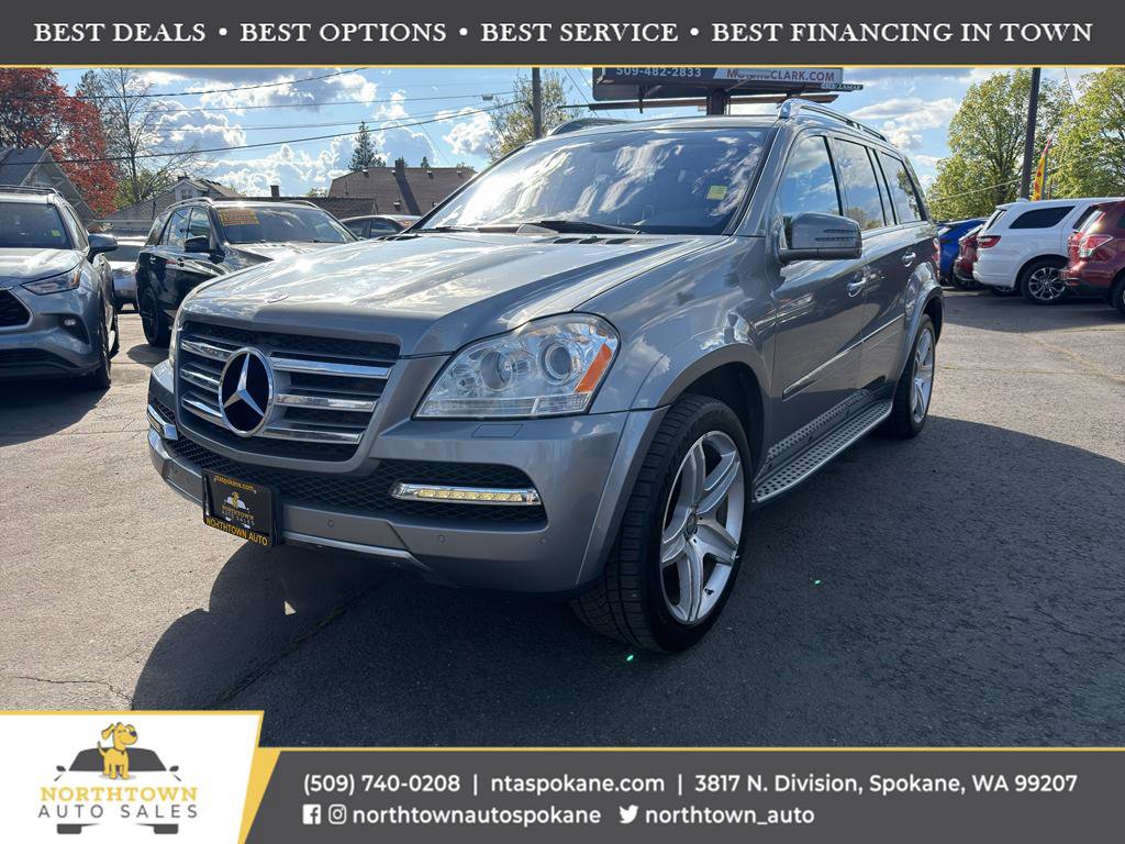 Used 2012 Mercedes-Benz GL 550 4MATIC image 1