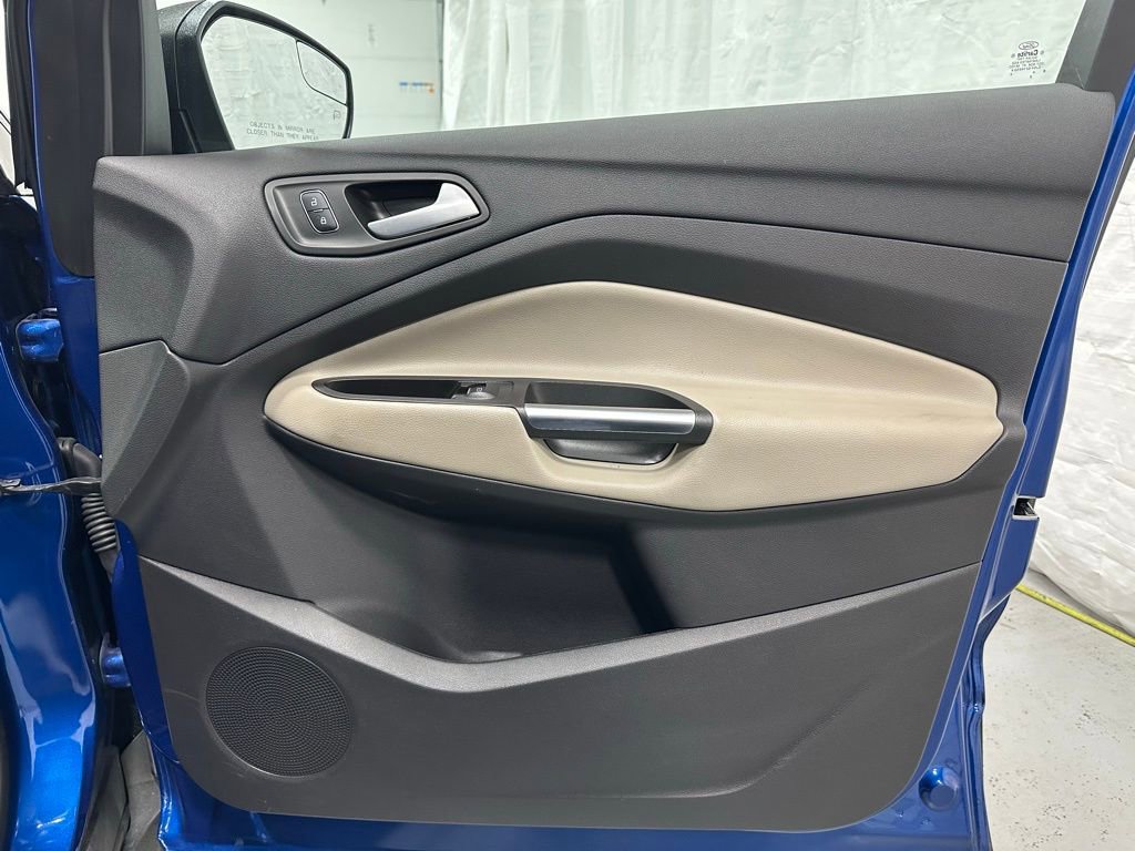 Used 2019 Ford Escape SEL image 52