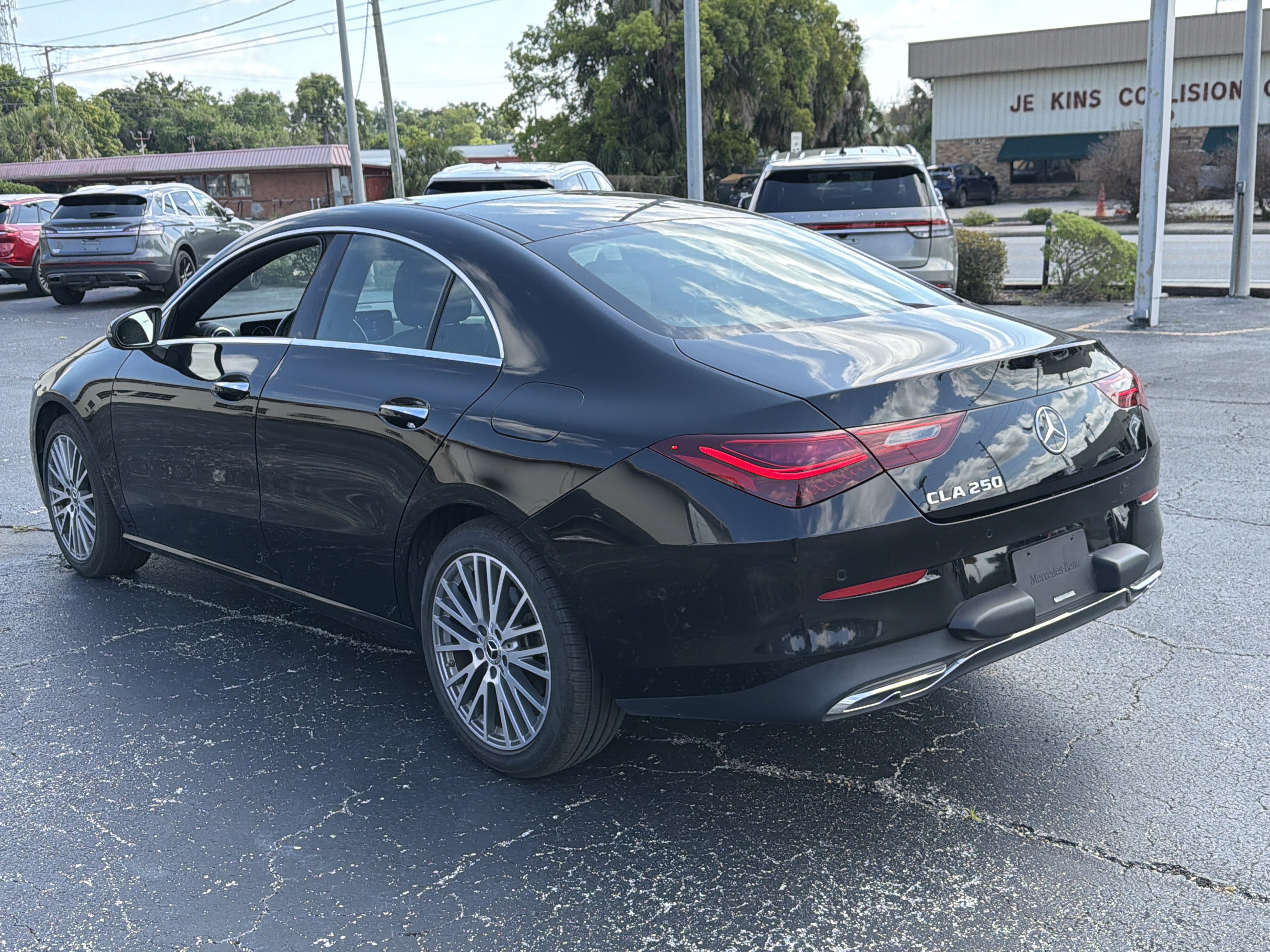 Used 2025 Mercedes-Benz CLA 250 image 6
