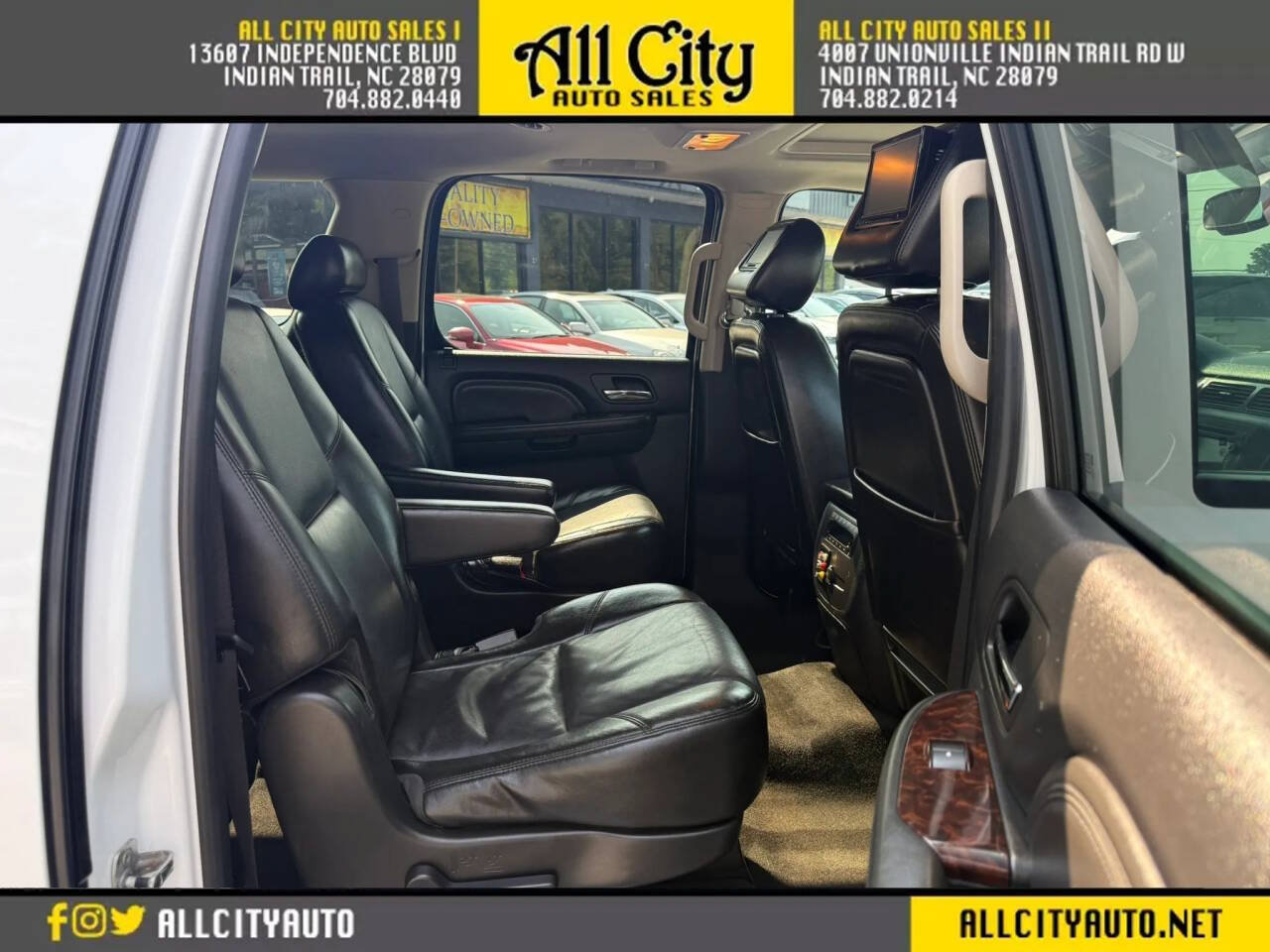 Used 2009 GMC Yukon XL Denali RWD image 27