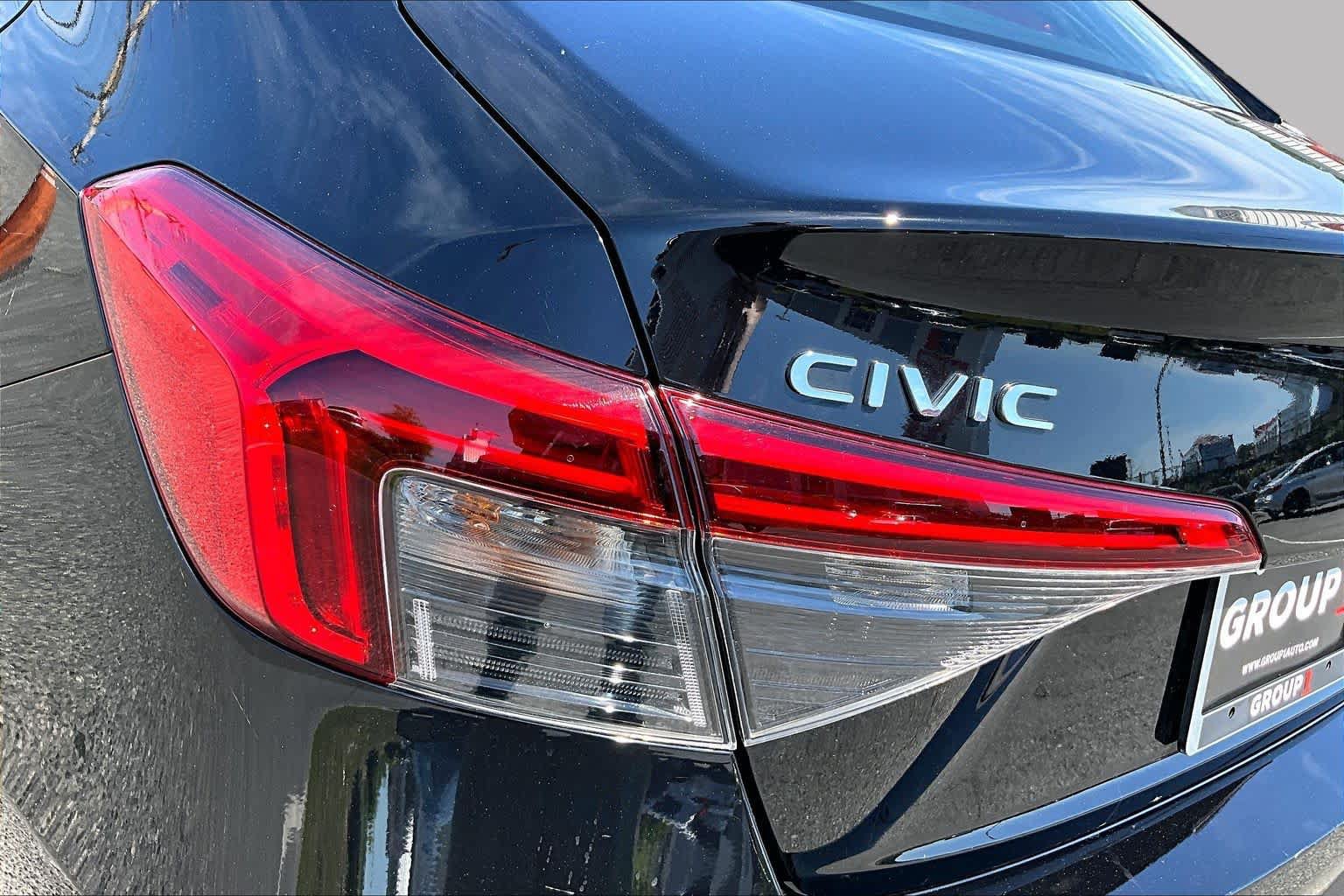 Used 2024 Honda Civic EX image 28