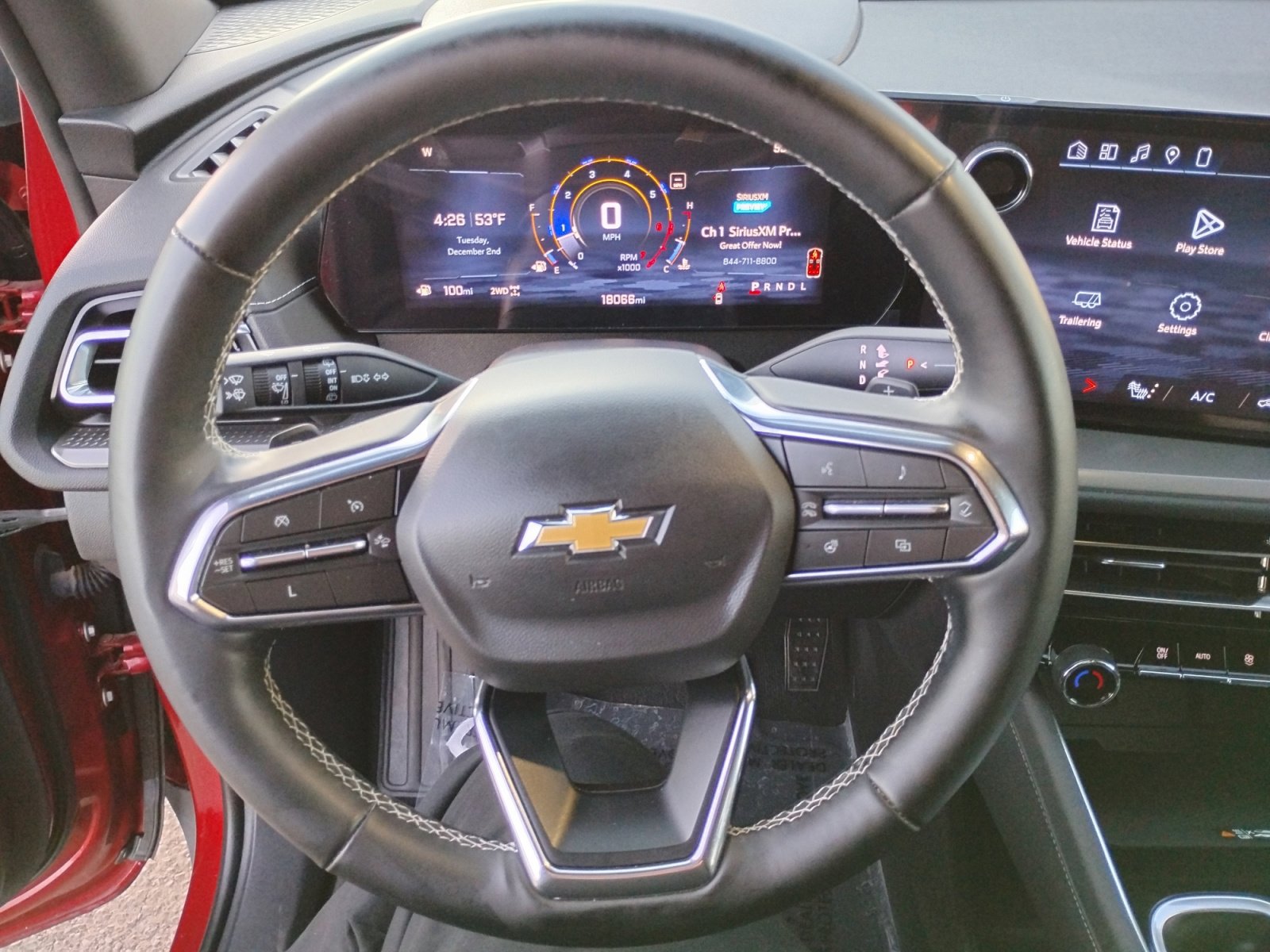 Used 2024 Chevrolet Traverse LT w/ Trailering Package image 14