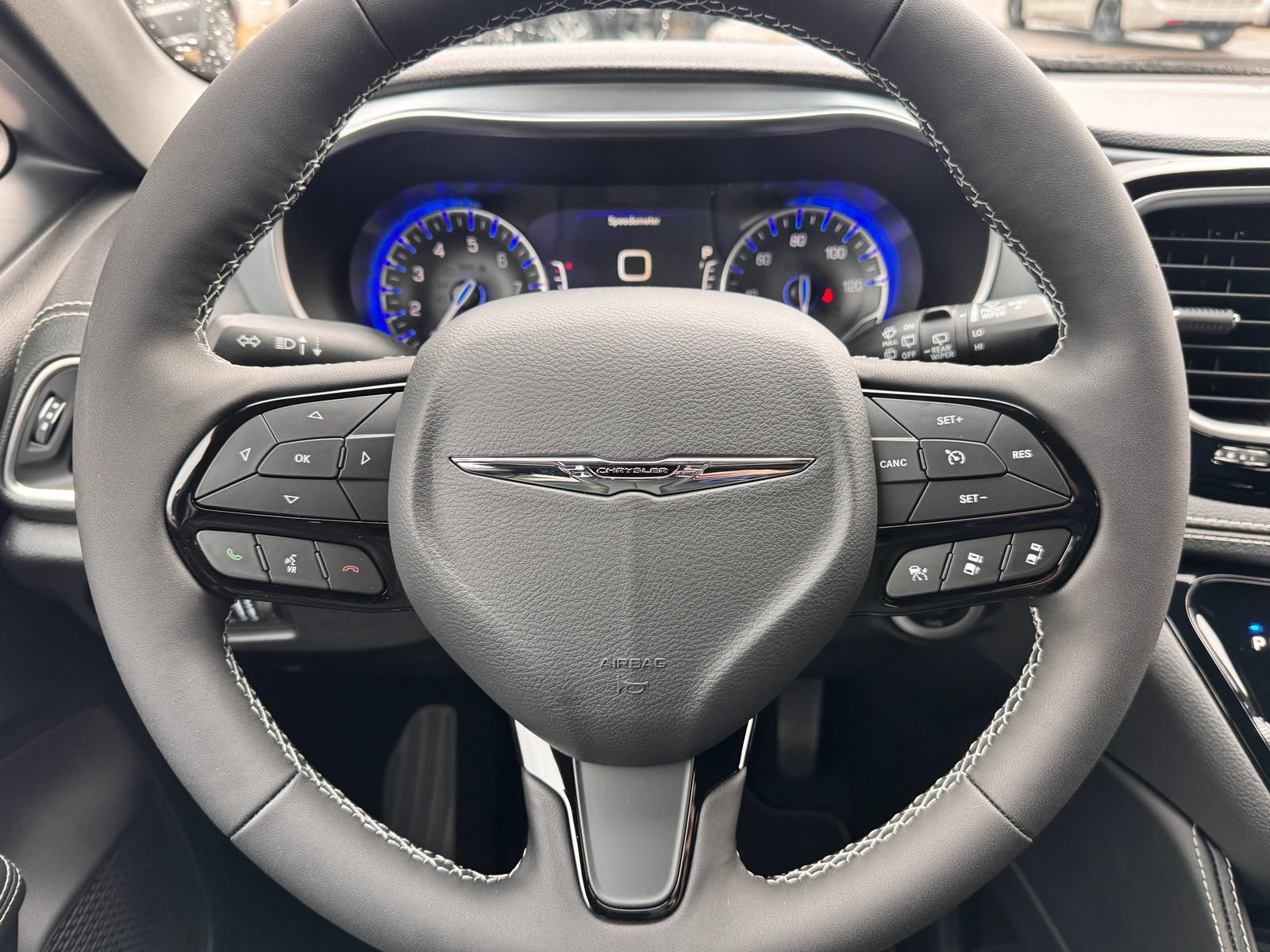New 2026 Chrysler Pacifica Limited w/ S Appearance Package FWD image 15