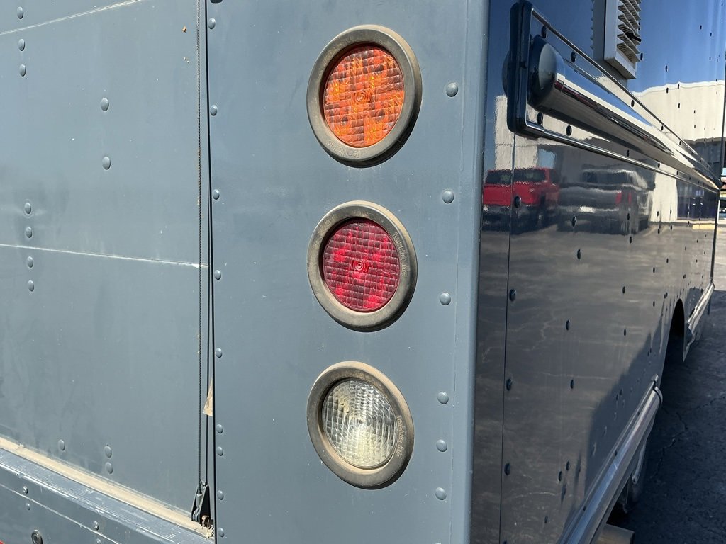 Used 2021 Ford Transit 350 DRW image 13