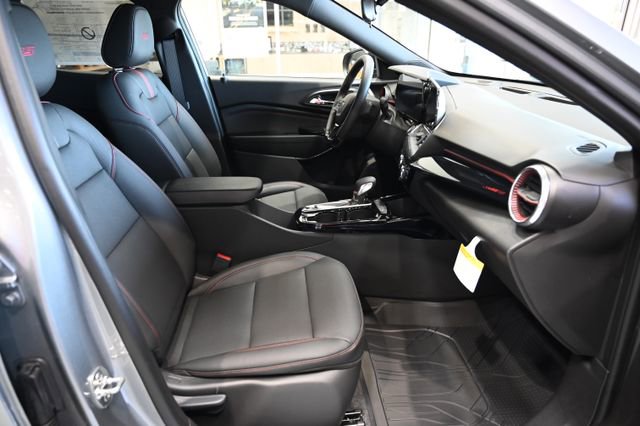 New 2026 Chevrolet Trax RS w/ Driver Confidence Package FWD image 10