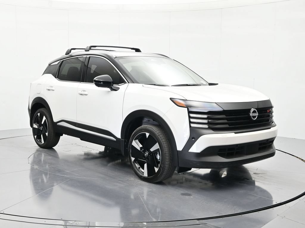 New 2026 Nissan Kicks SR w/ Cold Weather Package FWD image 3