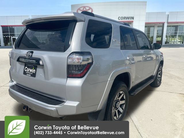 Used 2017 Toyota 4Runner TRD Off-Road AWD/4WD image 5