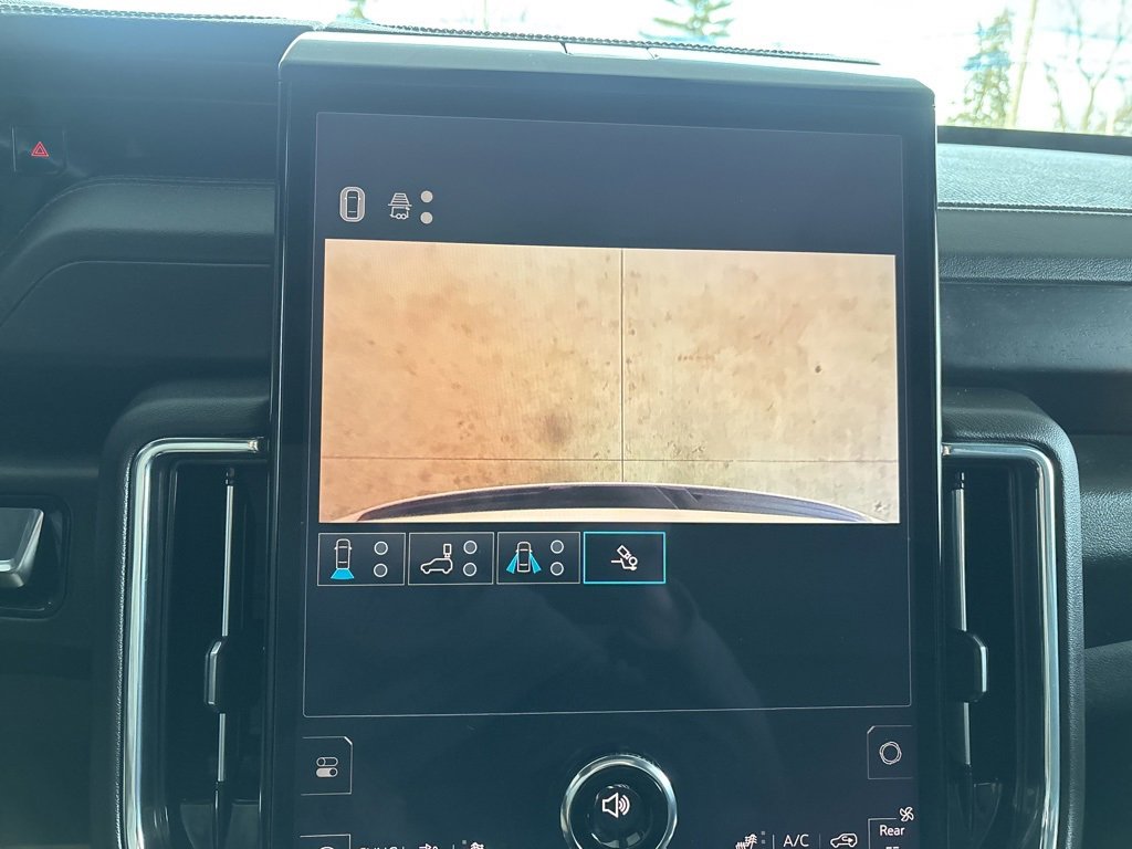 Used 2025 GMC Yukon Denali image 24