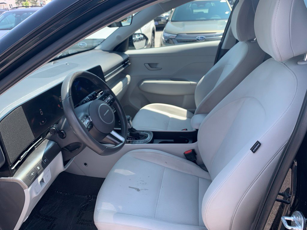 Used 2025 Hyundai Kona SEL AWD/4WD image 13