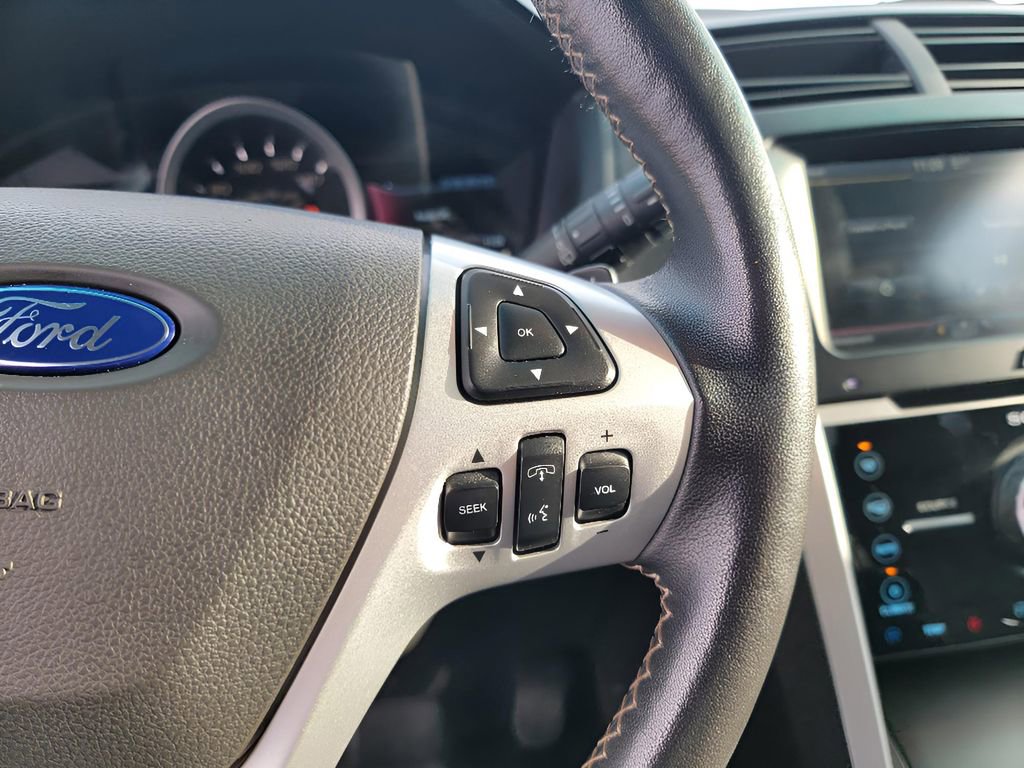 Used 2015 Ford Explorer Sport image 17