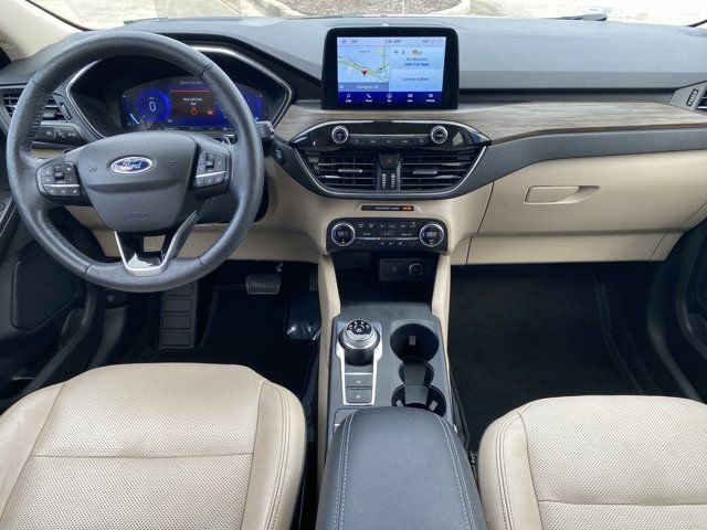 Used 2020 Ford Escape Titanium image 14