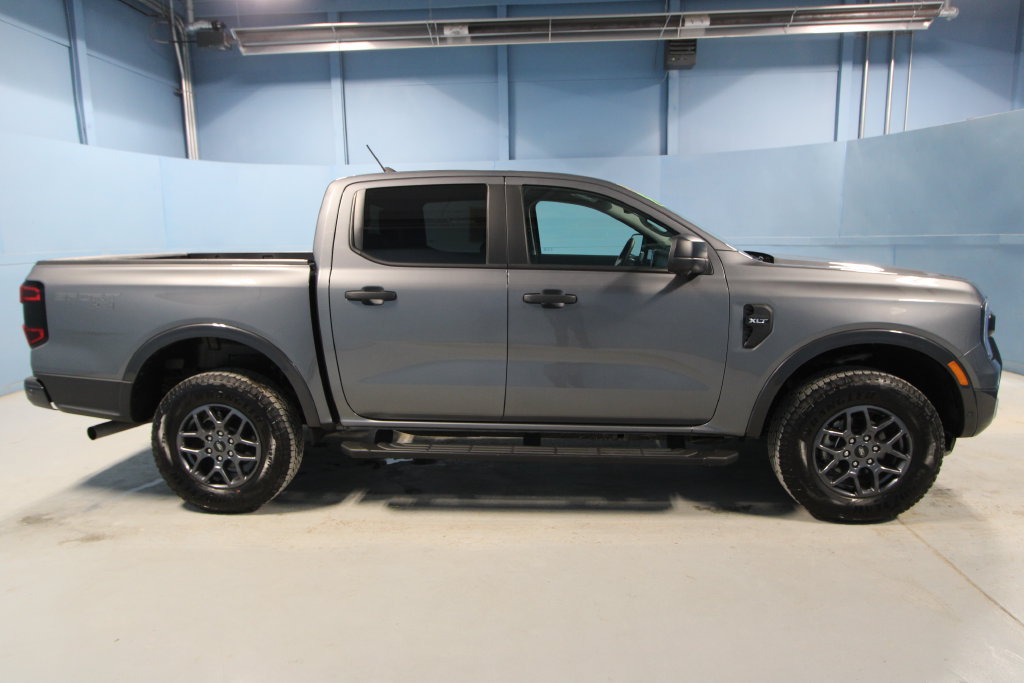 Used 2024 Ford Ranger XLT AWD/4WD image 32
