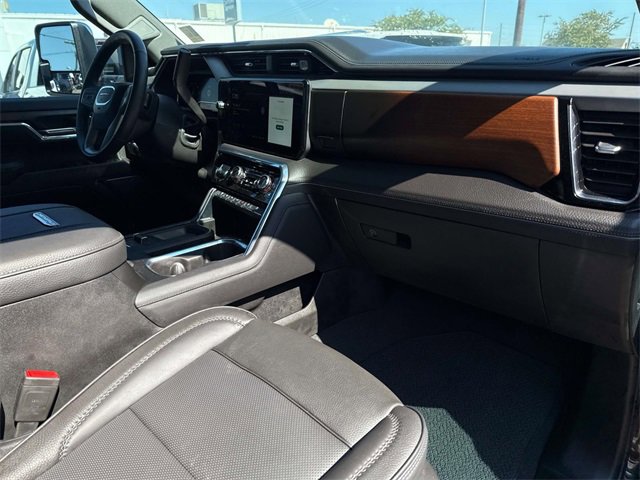 Certified 2025 GMC Sierra 2500 Denali w/ Denali Reserve Package image 16