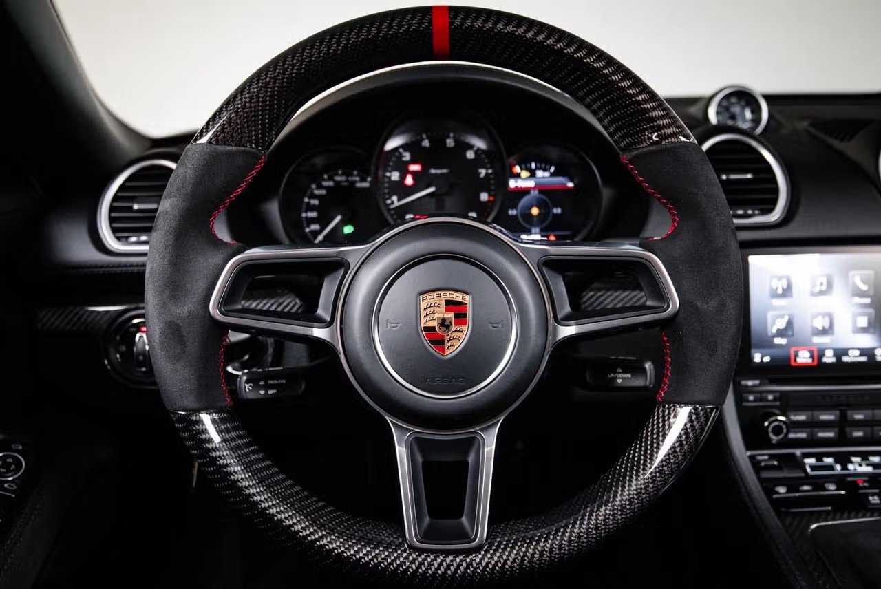 Certified 2022 Porsche 718 Boxster Spyder RWD image 25