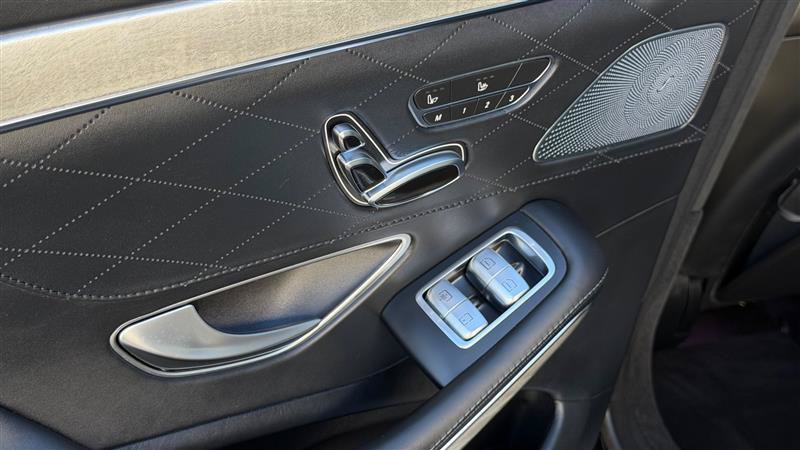 Used 2015 Mercedes-Benz S 63 AMG 4MATIC Sedan image 47
