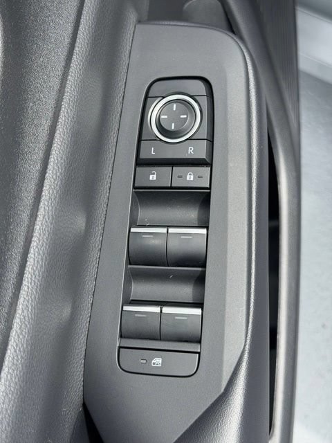 Certified 2024 Toyota Prius Prime FWD image 23