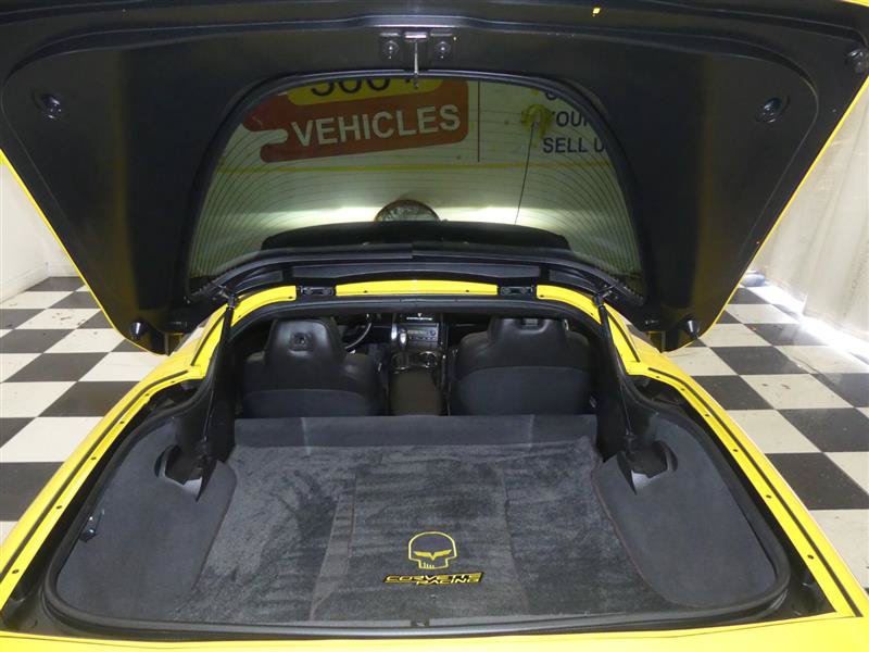 Used 2012 Chevrolet Corvette Grand Sport w/ 2LT Preferred Equipment Group RWD image 26