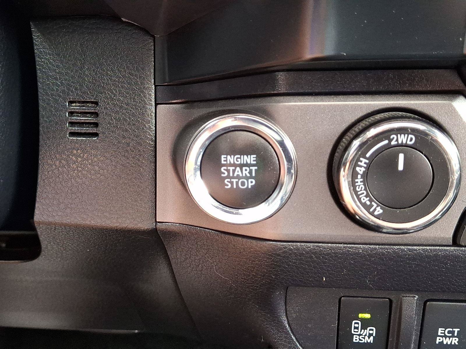 Used 2019 Toyota Tacoma TRD Off-Road AWD/4WD image 25