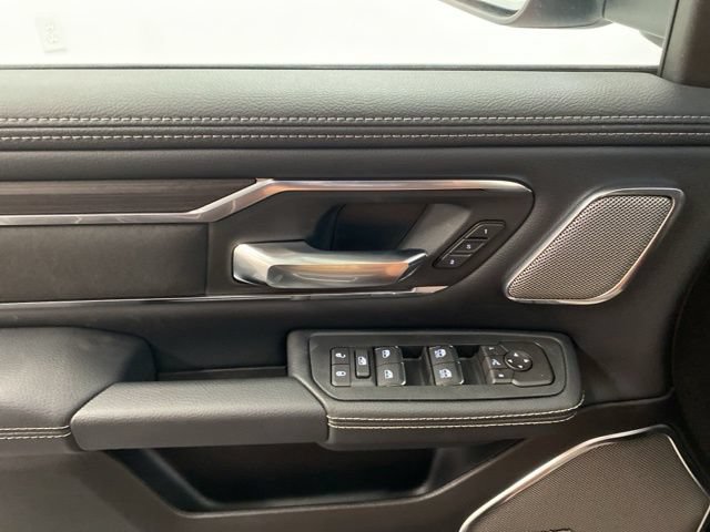 New 2026 RAM 1500 Laramie AWD/4WD image 17