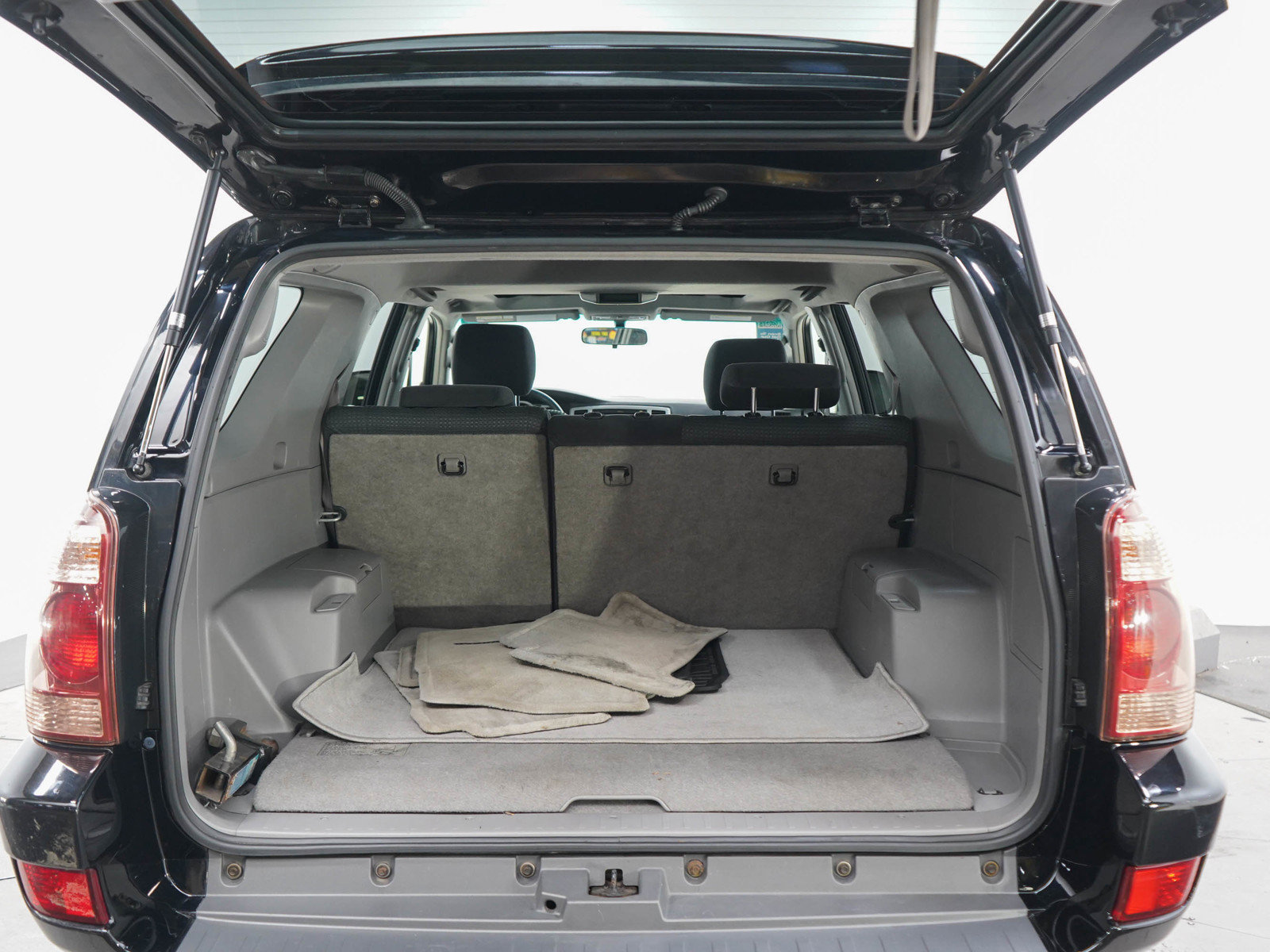 Used 2005 Toyota 4Runner Sport AWD/4WD image 16