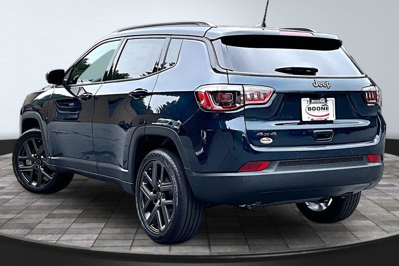 New 2026 Jeep Compass Limited w/ Sun, Sound & Navigation Group AWD/4WD image 4