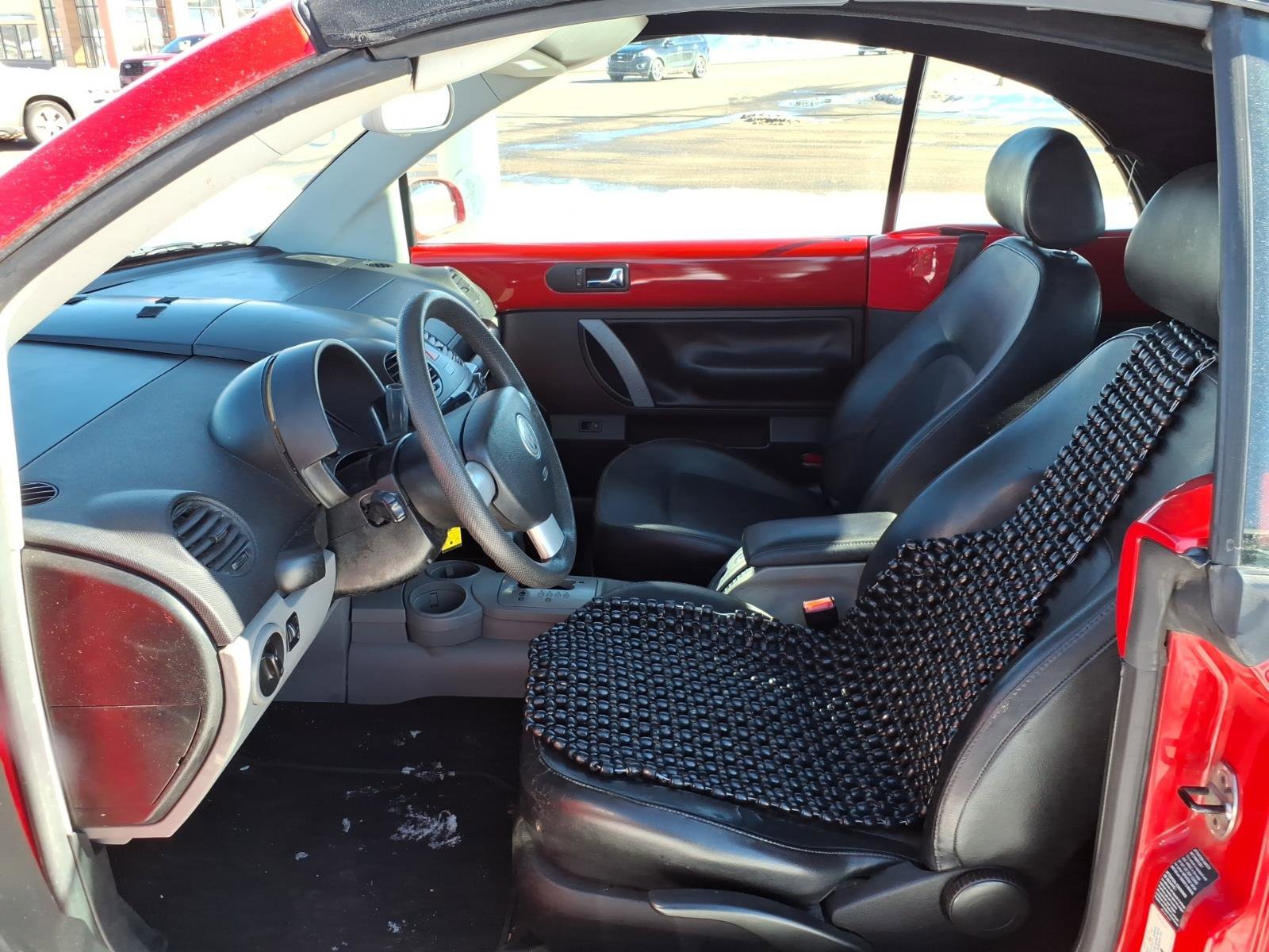 Used 2004 Volkswagen Beetle GLS image 10