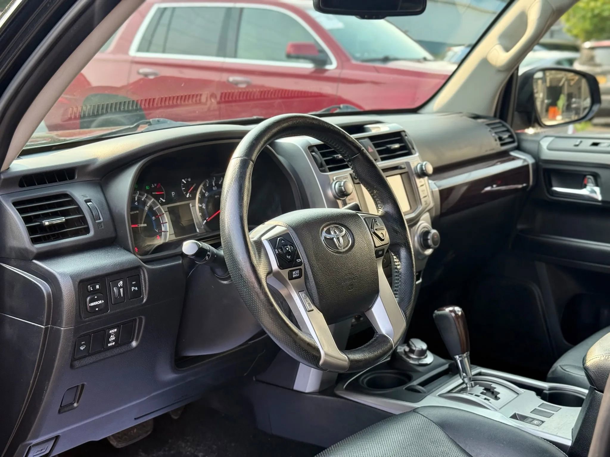 Used 2016 Toyota 4Runner Limited AWD/4WD image 10