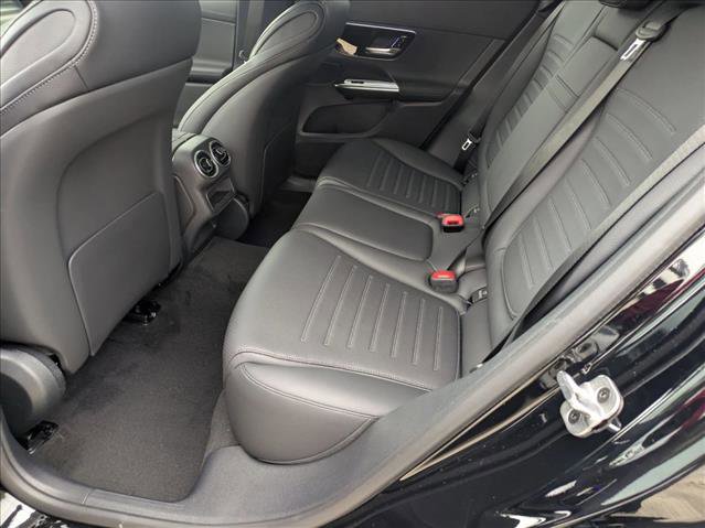 New 2026 Mercedes-Benz GLC 300 image 13