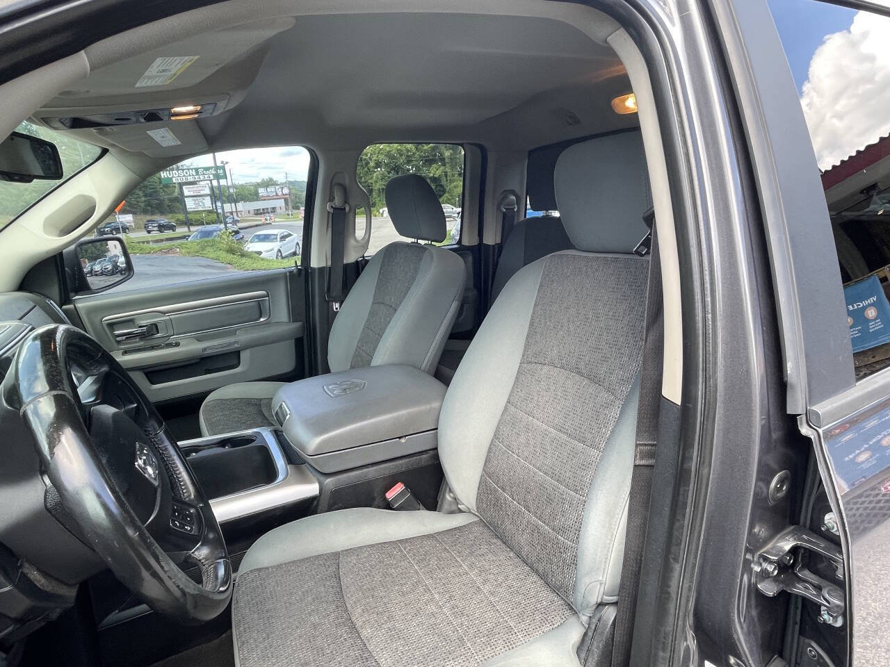 Used 2017 RAM 1500 Big Horn RWD image 11