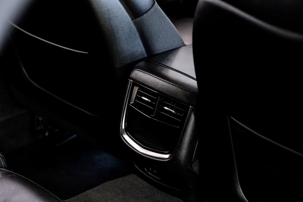 Used 2018 Cadillac CTS Luxury image 35