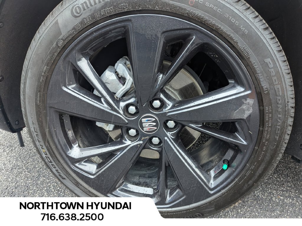 Used 2025 Buick Envision Sport Touring AWD/4WD image 37