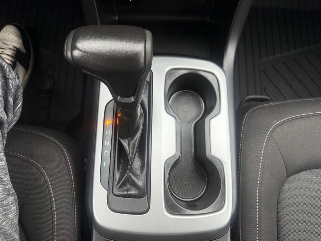 Used 2019 Chevrolet Colorado LT w/ LT Convenience Package AWD/4WD image 21
