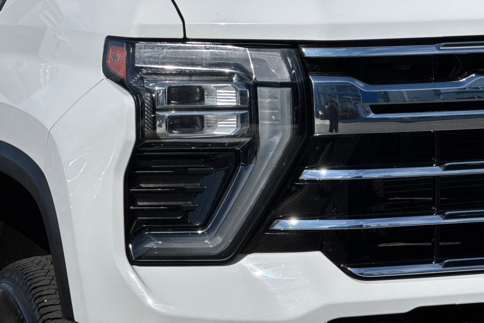 Used 2025 Chevrolet Silverado 2500 LTZ w/ LTZ Premium Package AWD/4WD image 42