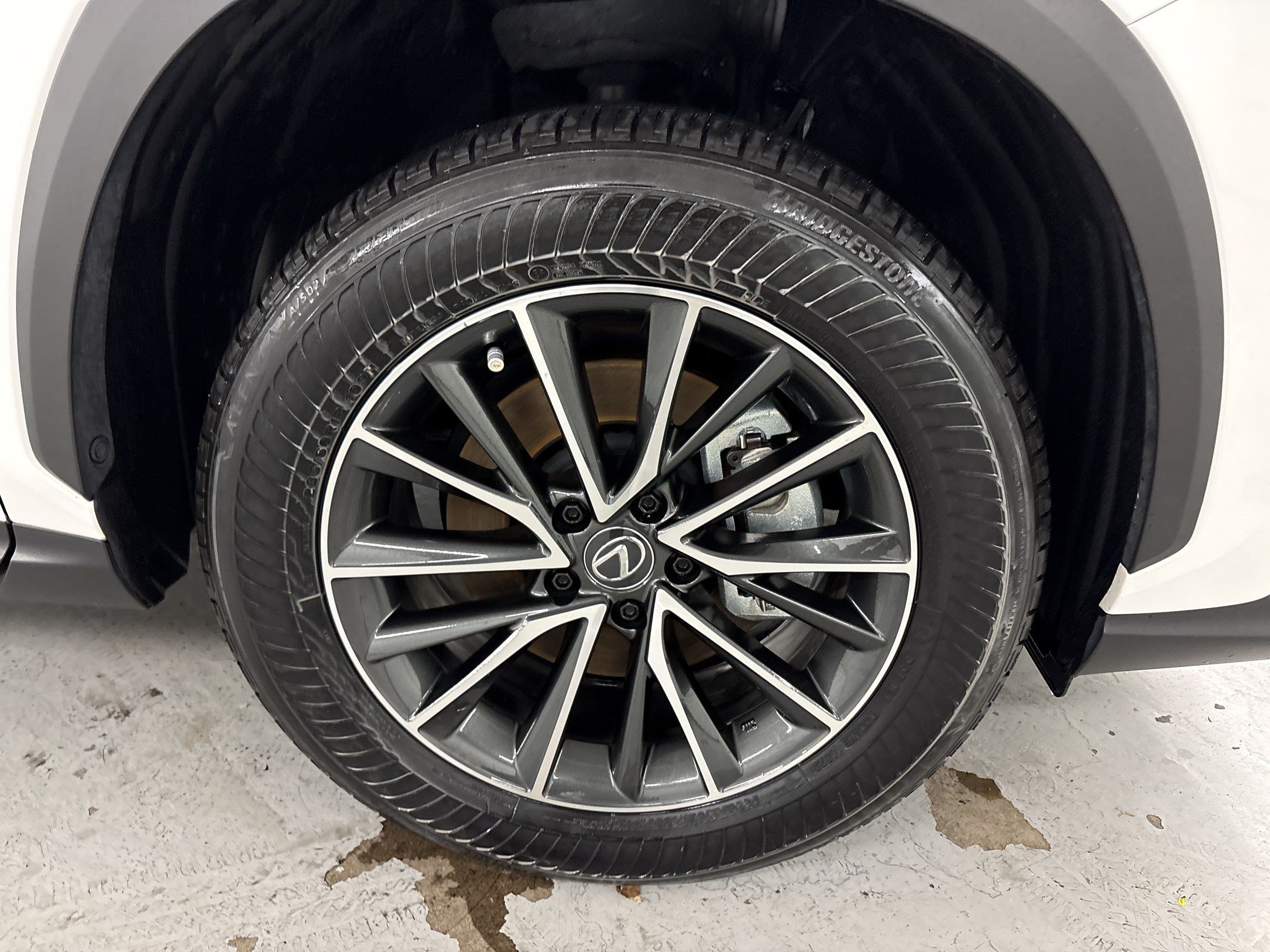 Used 2024 Lexus NX 350h AWD w/ Vision Package image 13