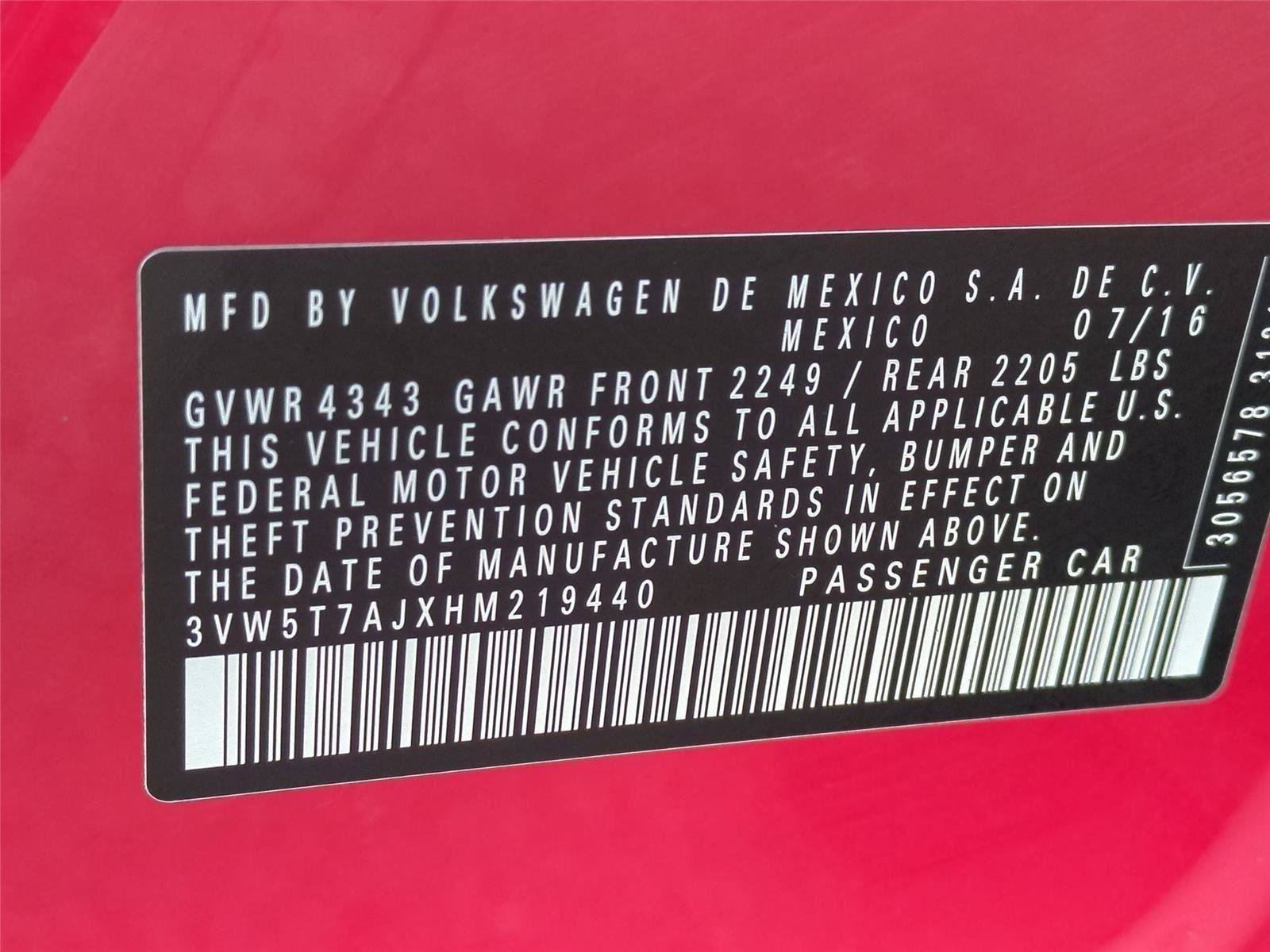 Used 2017 Volkswagen Jetta GLI FWD image 25