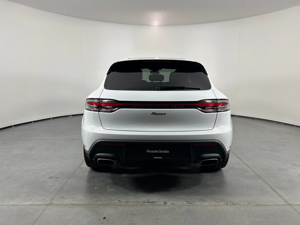 New 2026 Porsche Macan AWD/4WD image 6