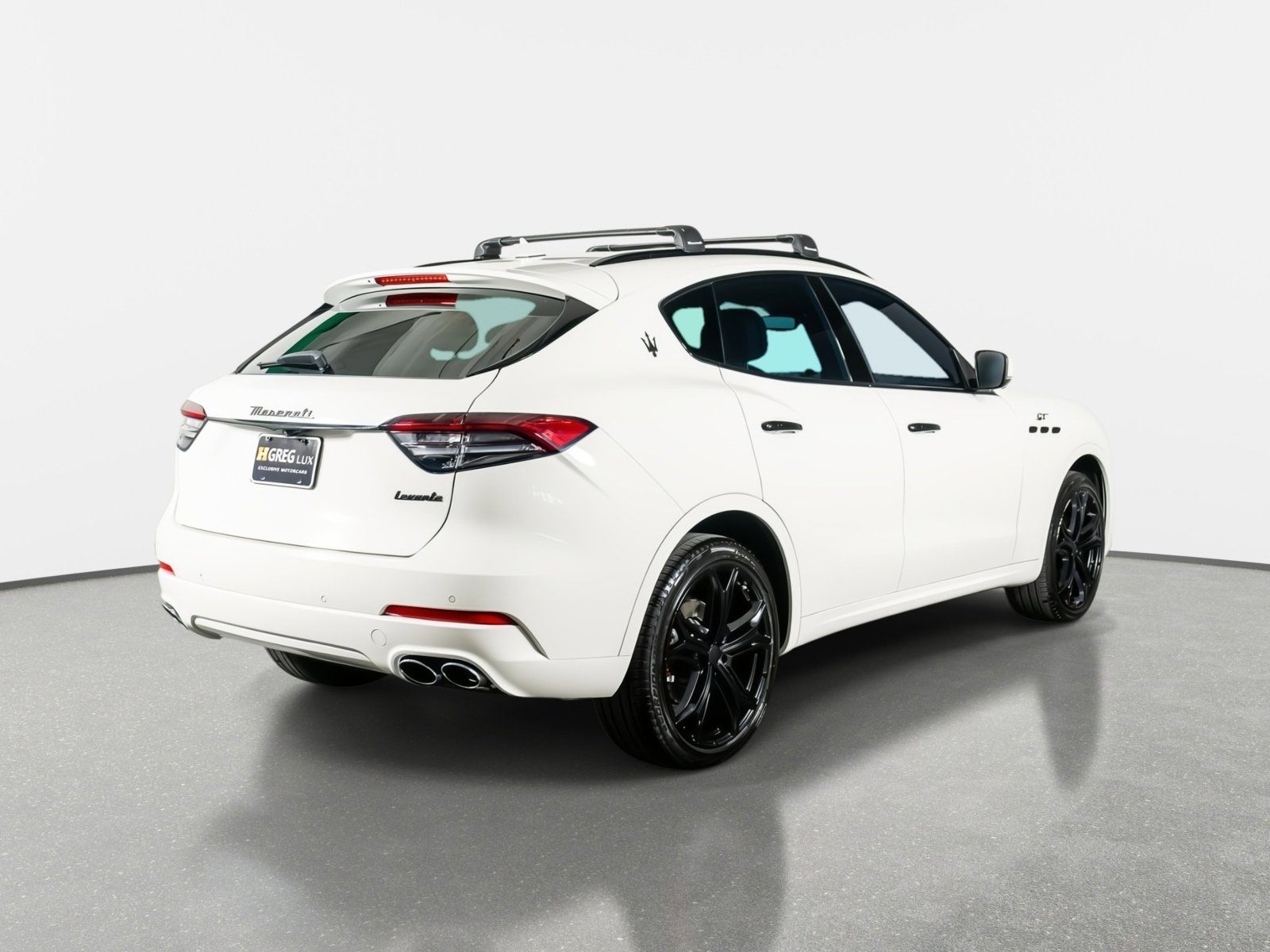 Used 2023 Maserati Levante GT image 9
