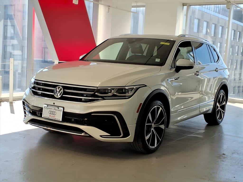 Used 2022 Volkswagen Tiguan SEL R-Line AWD/4WD image 1