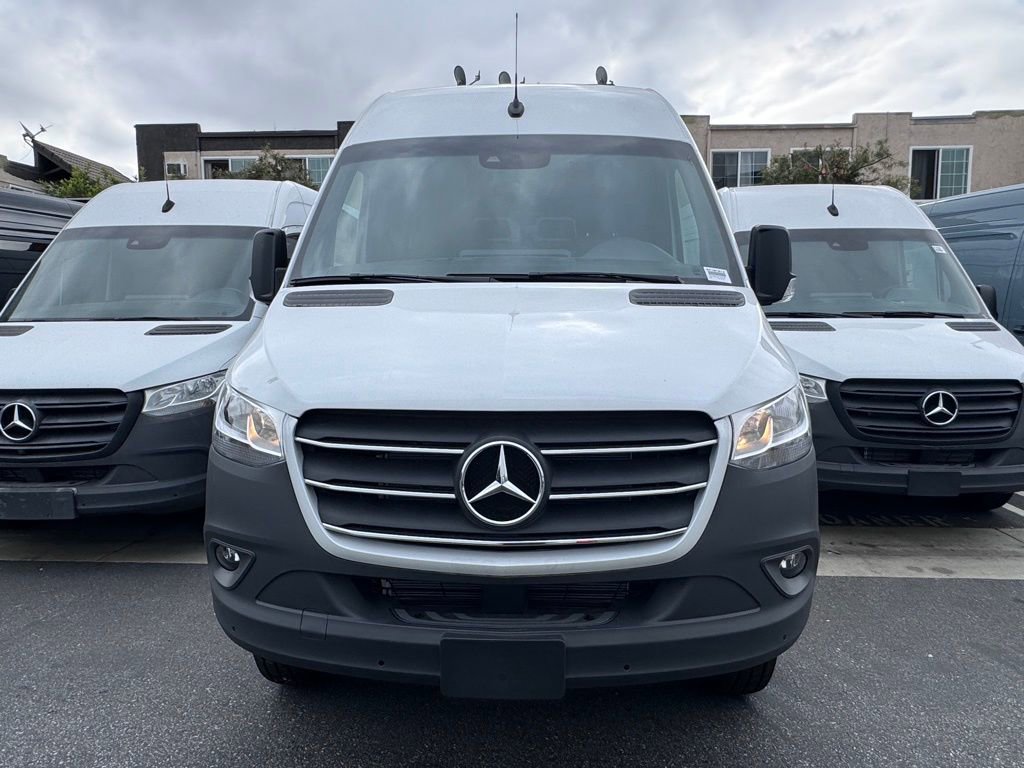 New 2024 Mercedes-Benz Sprinter 3500 image 6