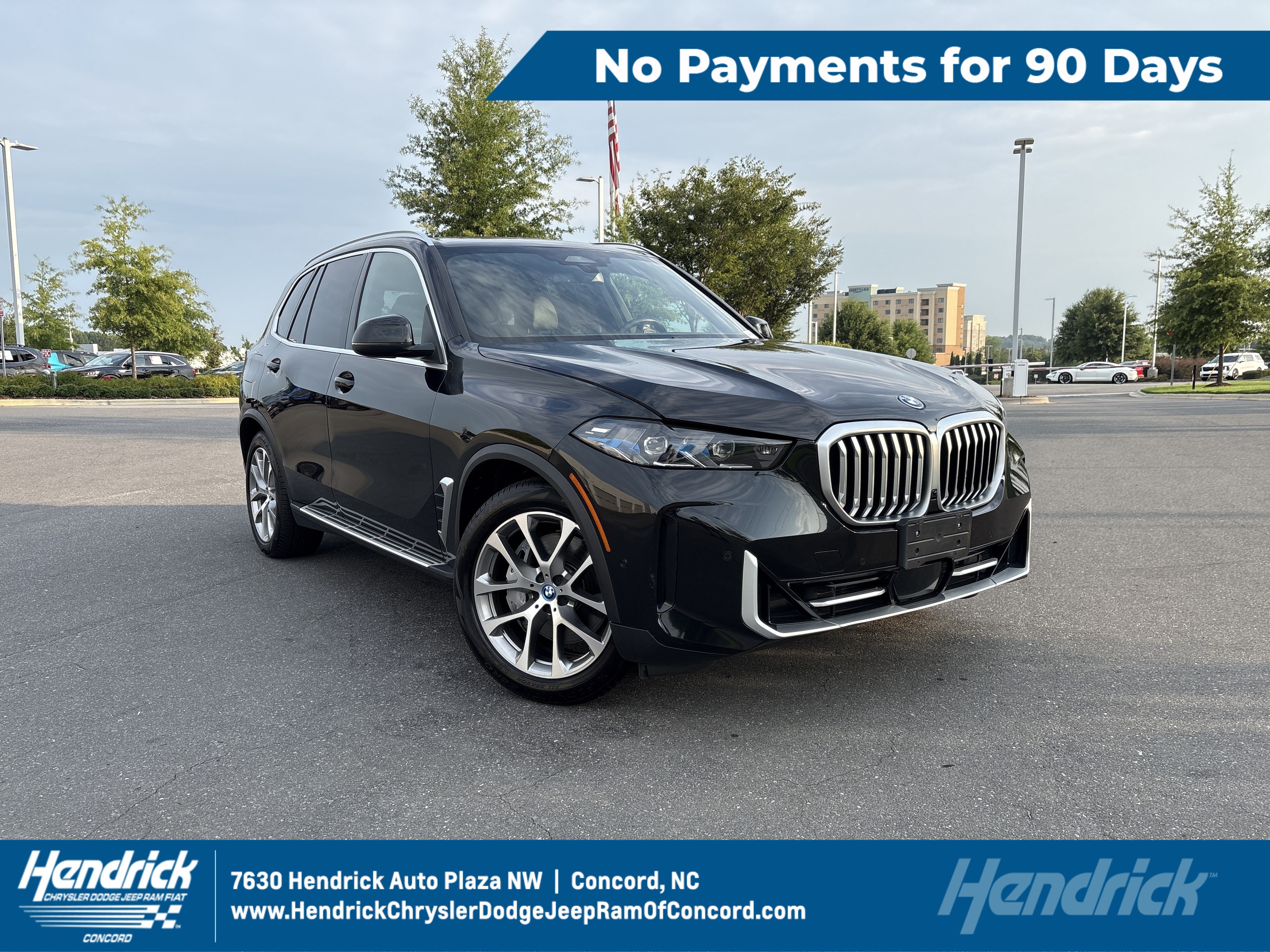 Used 2025 BMW X5 xDrive50e AWD/4WD image 1