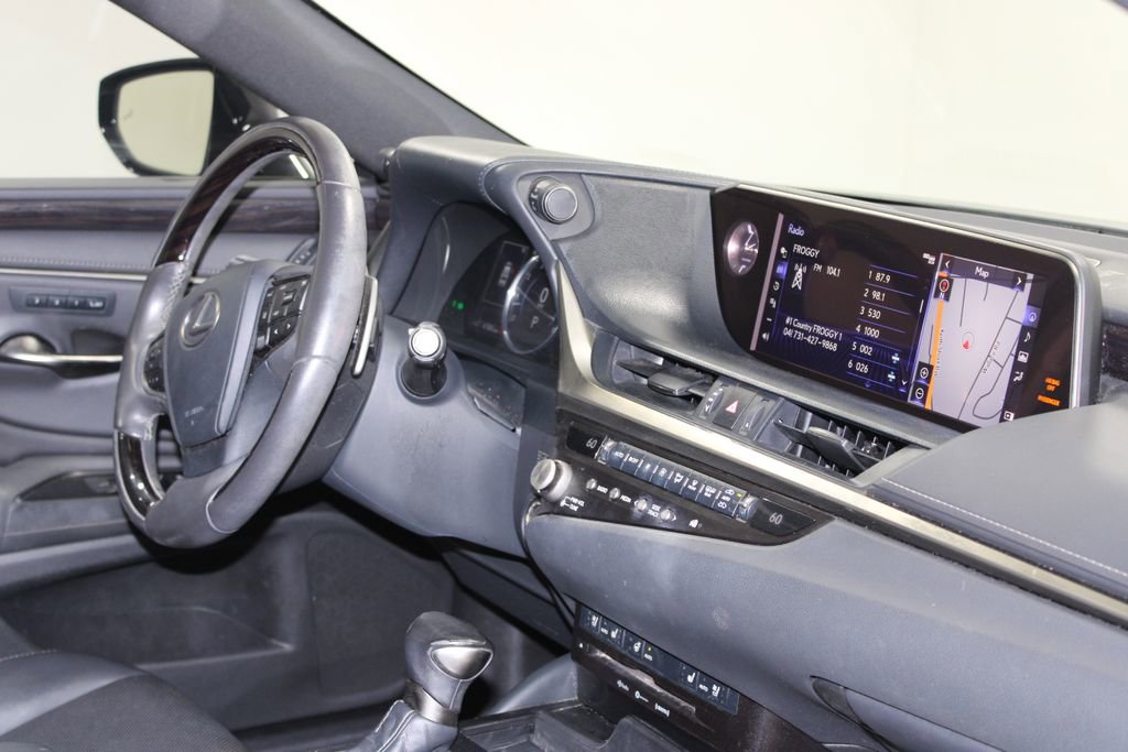 Used 2021 Lexus ES 350 w/ Premium Package image 29