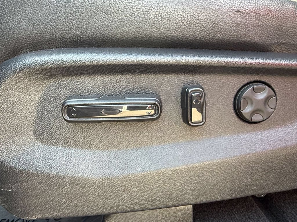 Used 2025 Honda Odyssey EX-L image 14