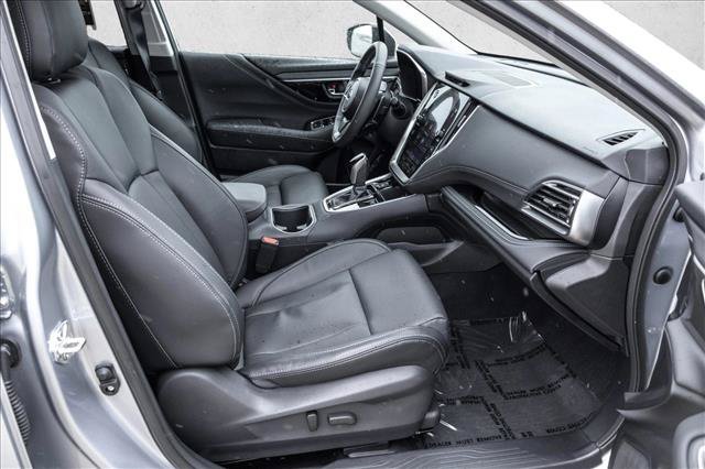 Used 2025 Subaru Outback Touring XT AWD/4WD image 26