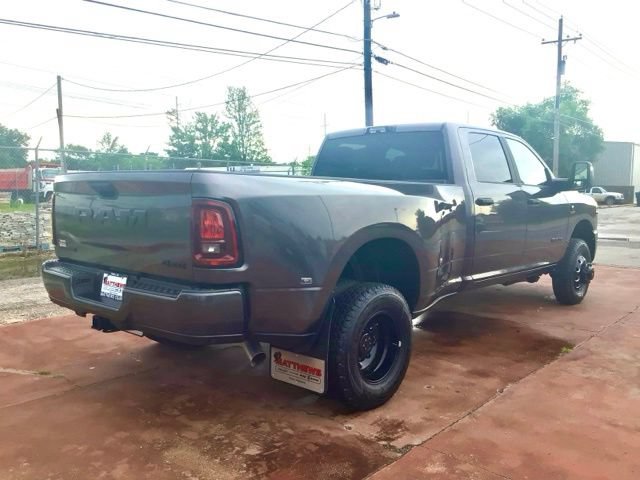 New 2026 RAM 3500 Big Horn AWD/4WD image 5