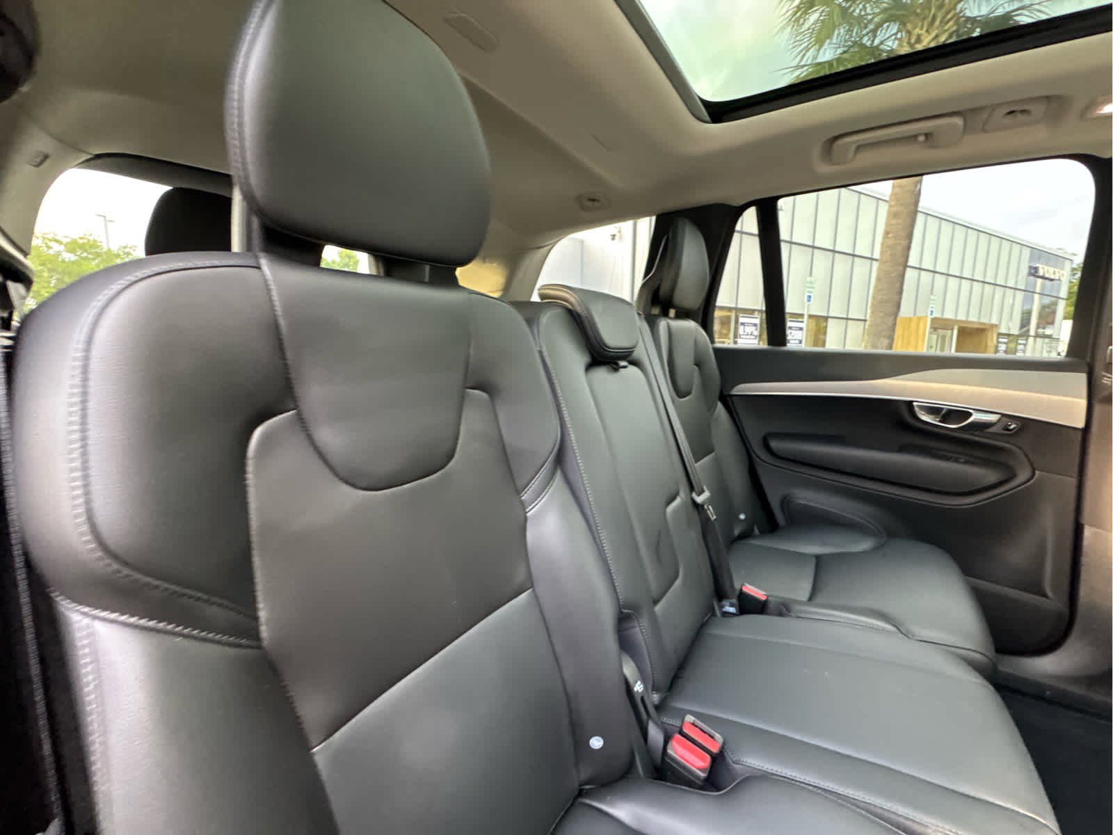 Certified 2025 Volvo XC90 B5 Core AWD/4WD image 29