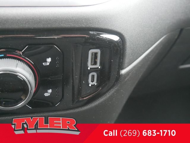 New 2026 Chevrolet Silverado 1500 LT image 40