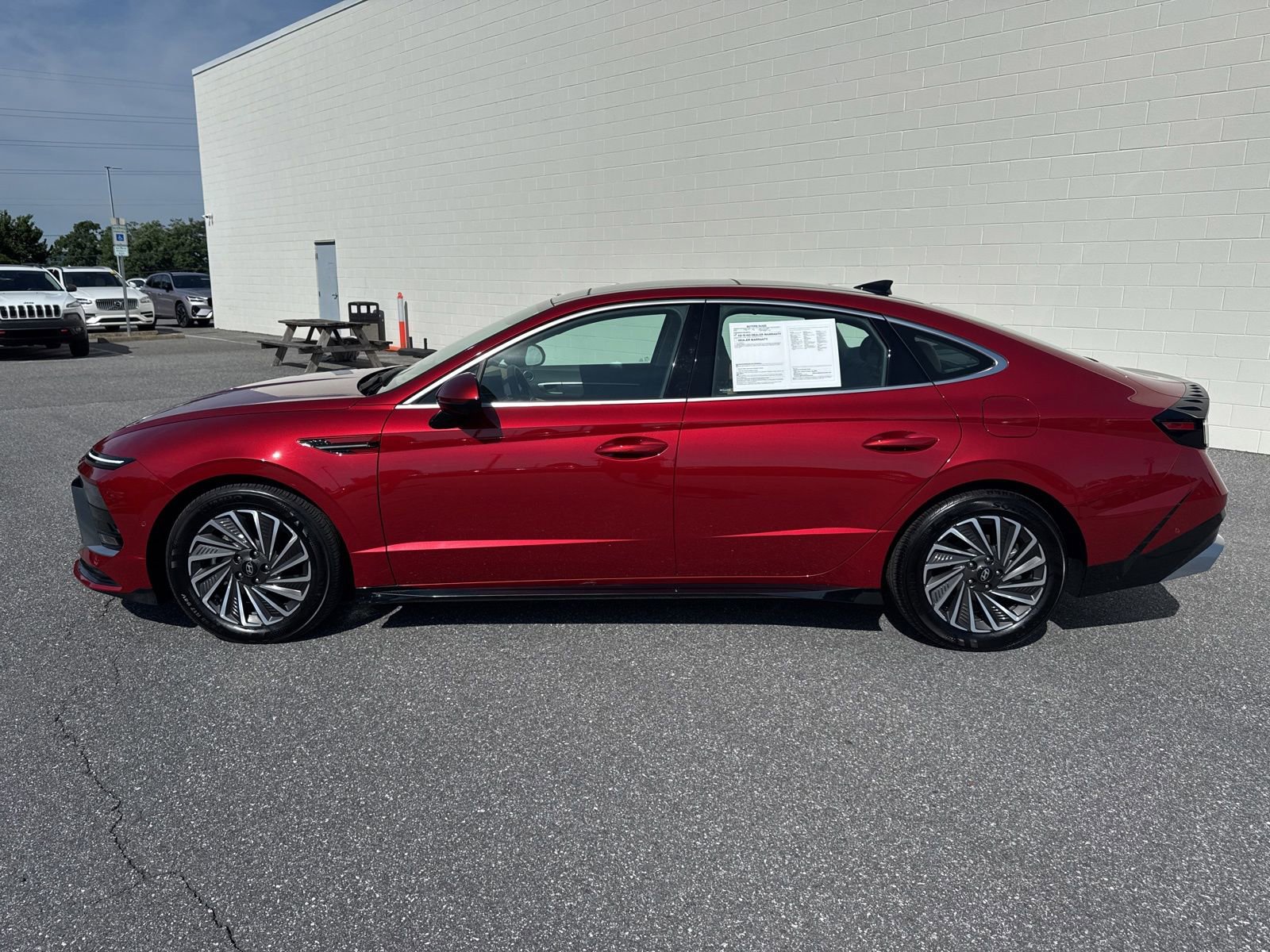 Used 2025 Hyundai Sonata Limited FWD image 4