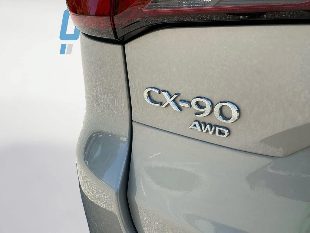 Used 2024 MAZDA CX-90 Plug-In Hybrid w/ Preferred AWD/4WD image 23