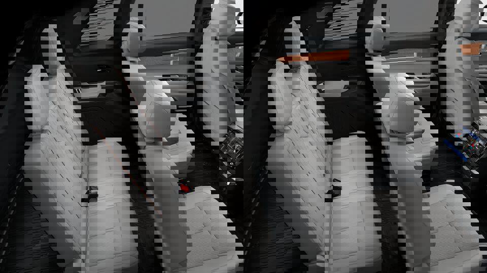 New 2026 Cadillac Vistiq Luxury w/ LPO, Floor Liner Package image 14