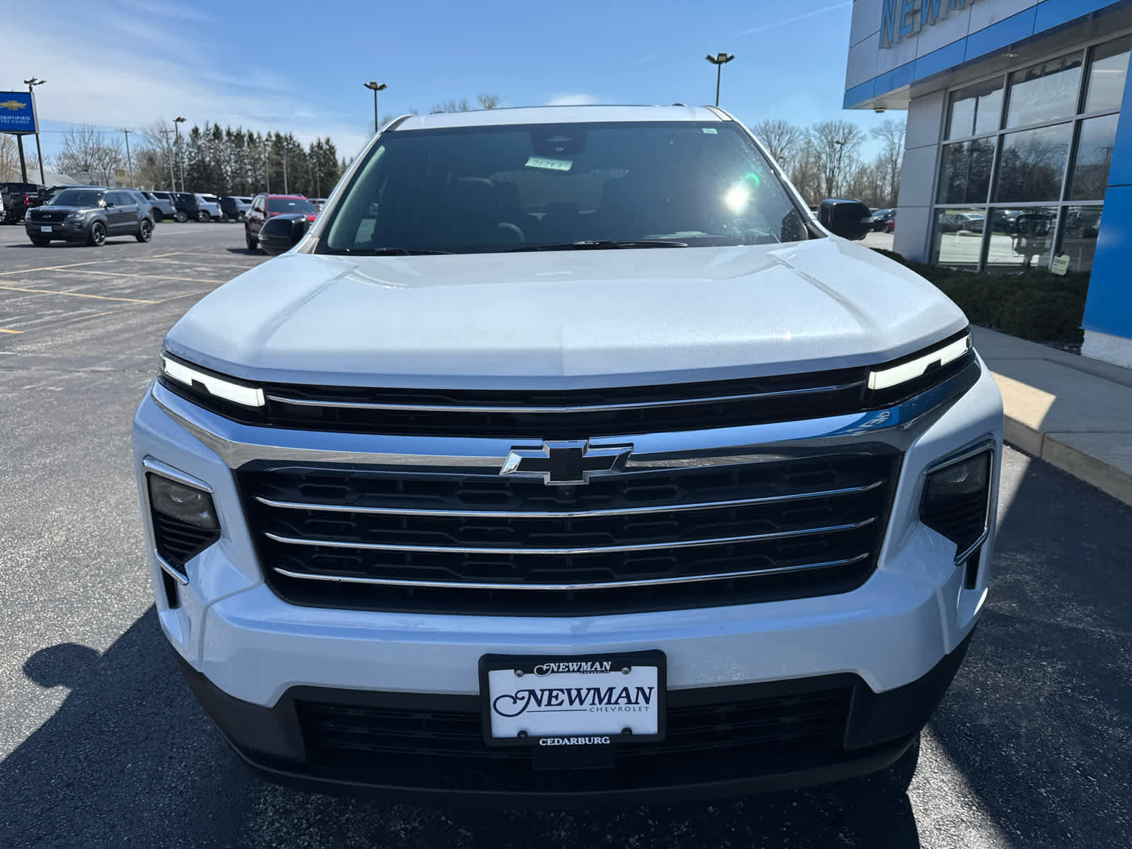 New 2026 Chevrolet Traverse LT w/ Sun and Wheel Package AWD/4WD image 13